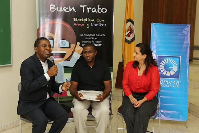 Banco Popular Buen Trato PUCMM Santo Domingo 2013