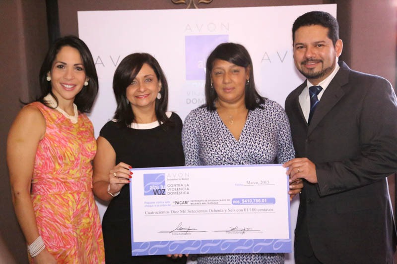En este momento estás viendo AVON Donativo 2015